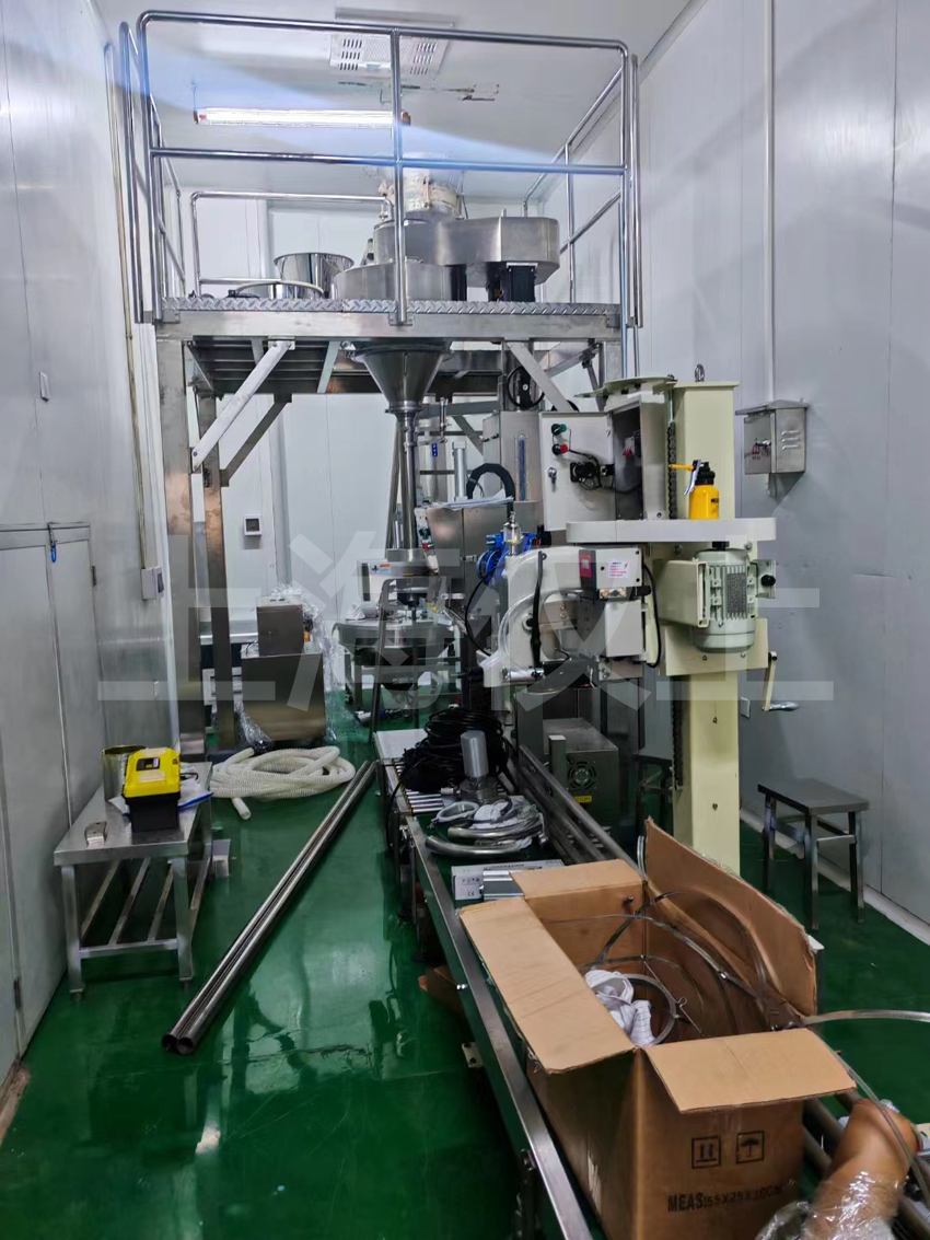 25公斤大包生產(chǎn)線(xiàn)安裝調(diào)試進(jìn)行中，目的地江西